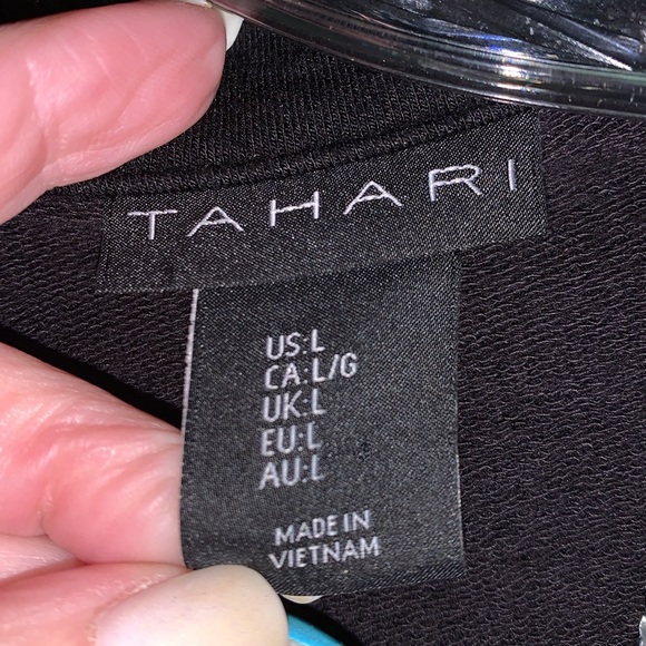 Tahara button down sweater size large - Picture 5 of 7